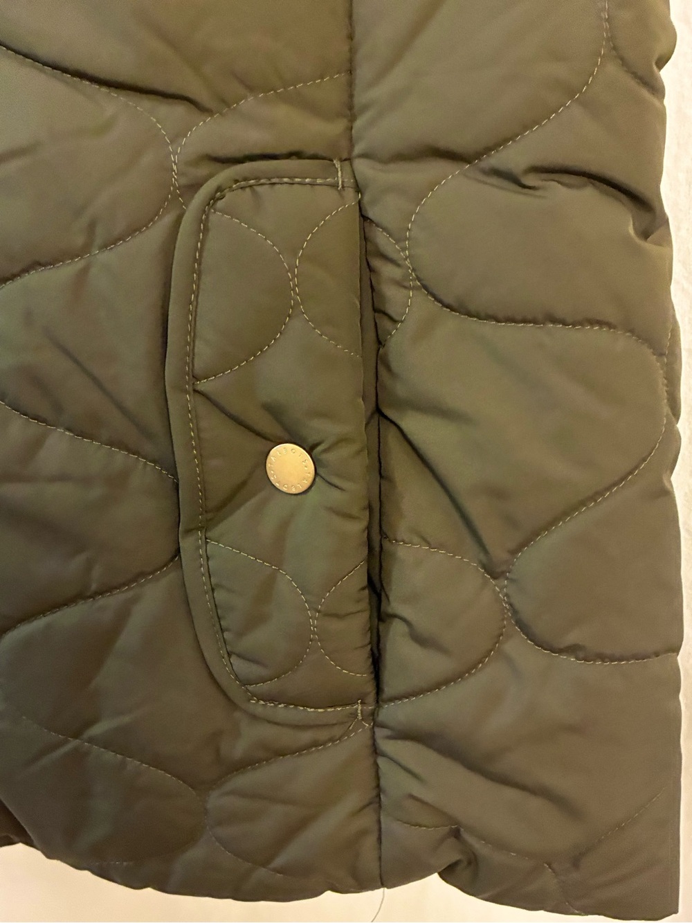 Talbots Reversible cool weather Vest. Olive Green& Ivory. Front zipper 2 pockets - Picture 11 of 15